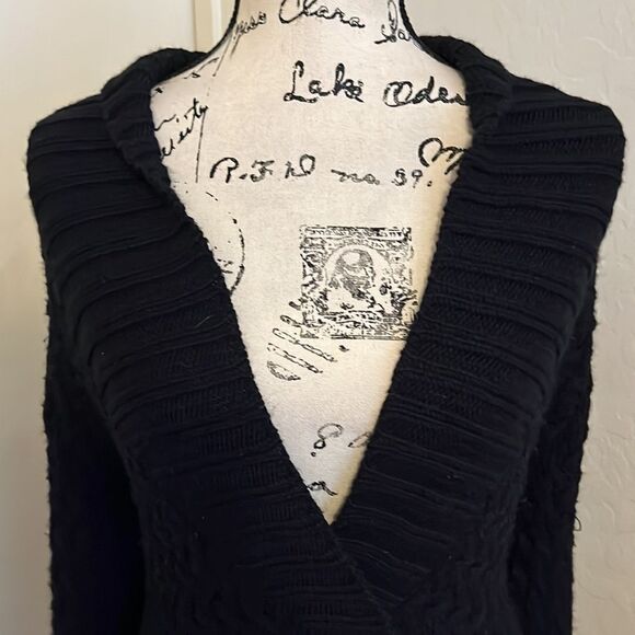 Bebe Black Chunky Deep V Front Pullover Sweater - Picture 4 of 10